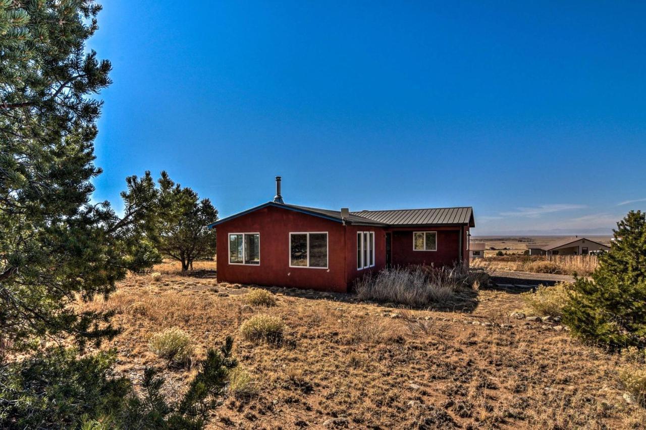 Cozy Remote Retreat • Mountain Views • Stargazing Villa Crestone Buitenkant foto